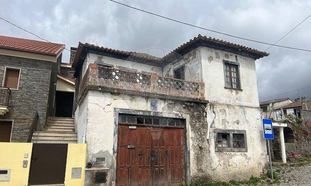 381d234c-d9bd-4dda-b7b1-2e8e17c3d118