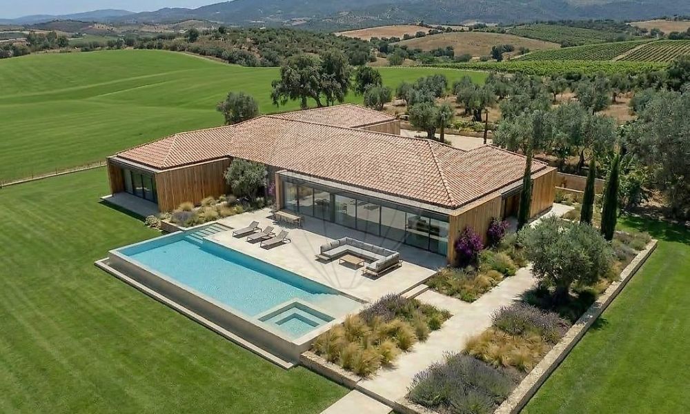 55b297f5-bfff-44bb-a57c-d96685545061