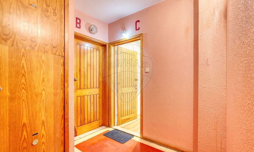 81c094f6-aa35-4f7e-96f0-8a99e0403038