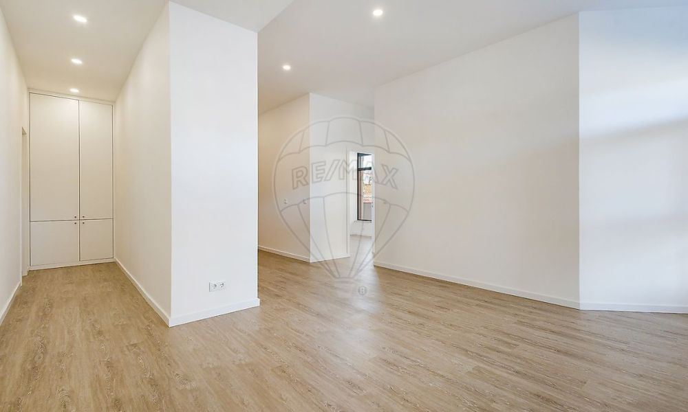 b16c0e59-6a88-43e0-b357-601eb16dfd91