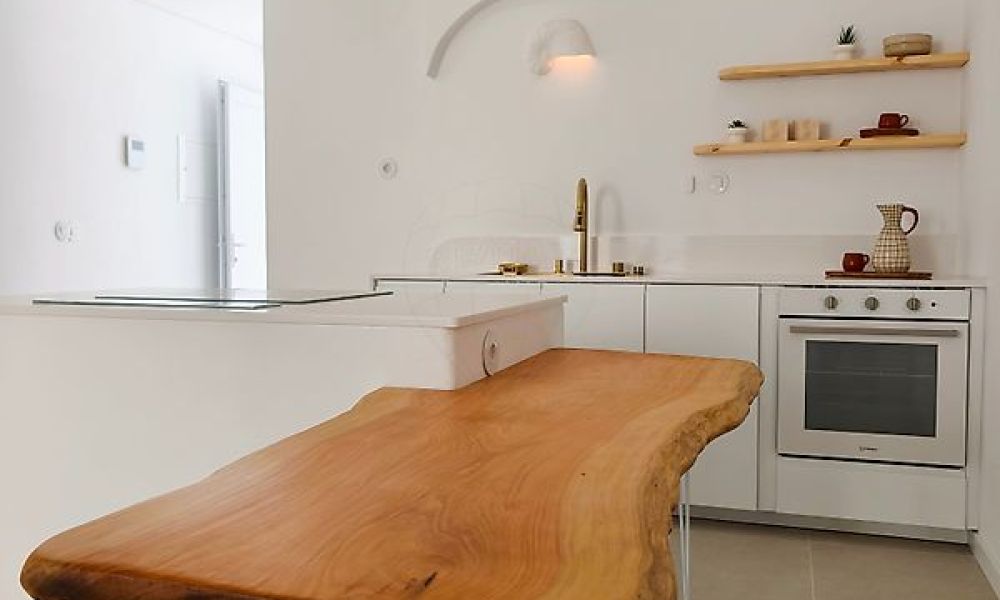 b2746d53-4040-425a-854d-d67aa9e0a0a5