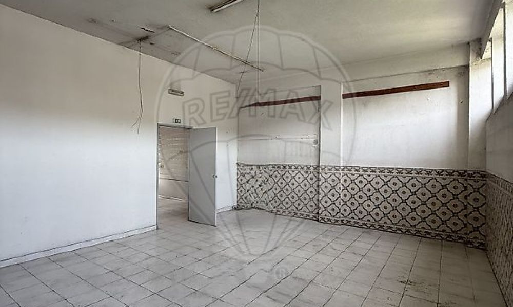 d9dddc42-0762-4c69-8c1f-c35d440a219b