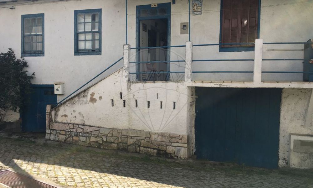 ebee52c0-e58b-4fc9-bf28-fdc1737eef2a